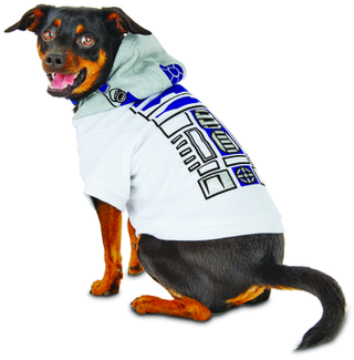 Illustration for article titled You'll Want These Star Wars Dog and Cat Toys More Than Your Pets Do